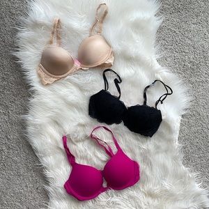 Victoria’s Secret PINK 3 push up bras 32B EUC